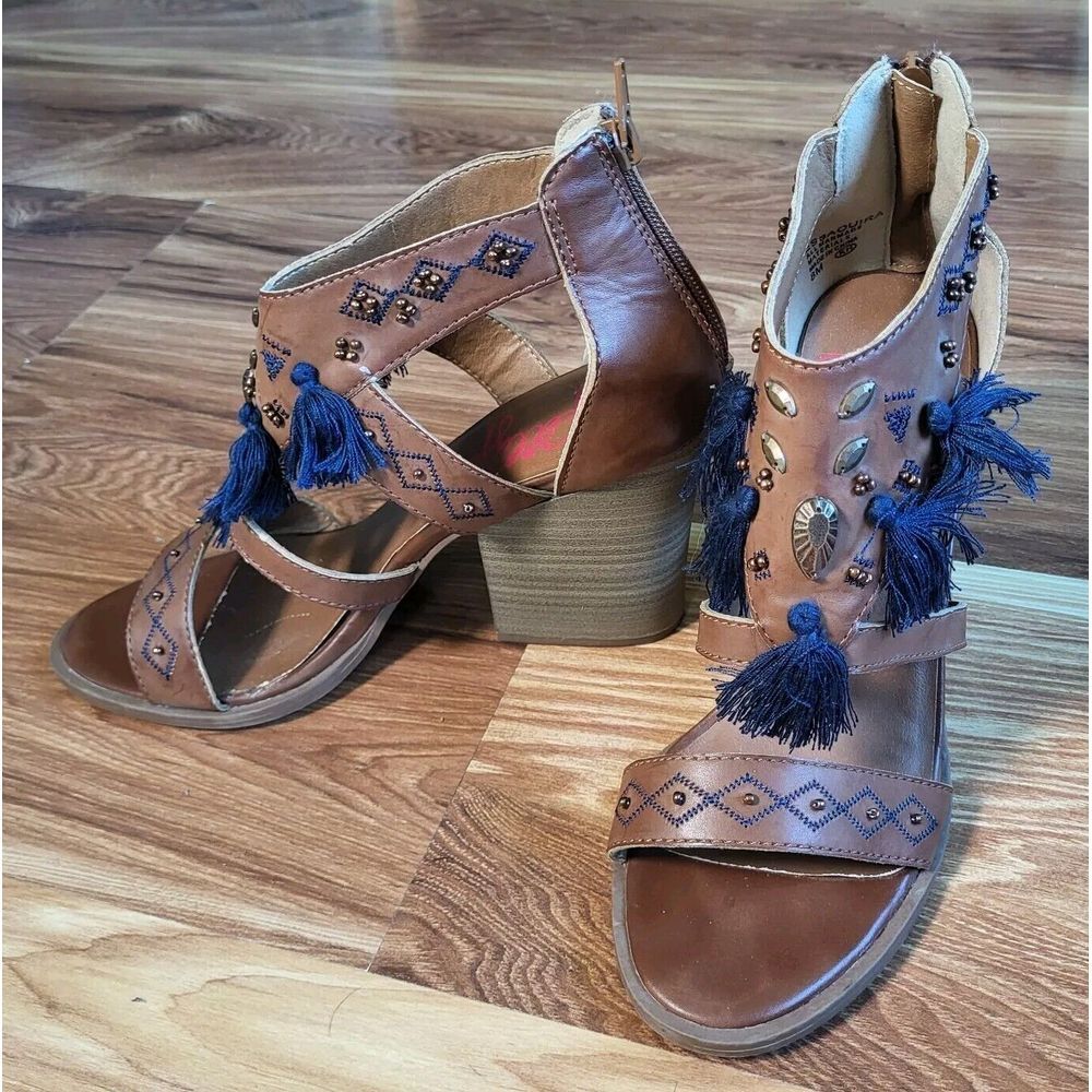 Jellypop Essaouira Womens Sandals Size 8 Embroidered Tassles Pump 3 3/4" Heel
